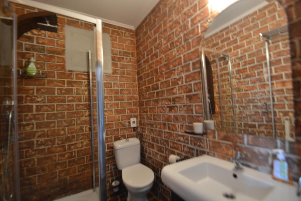 Gala - Guesthouse Oradea Luaran gambar