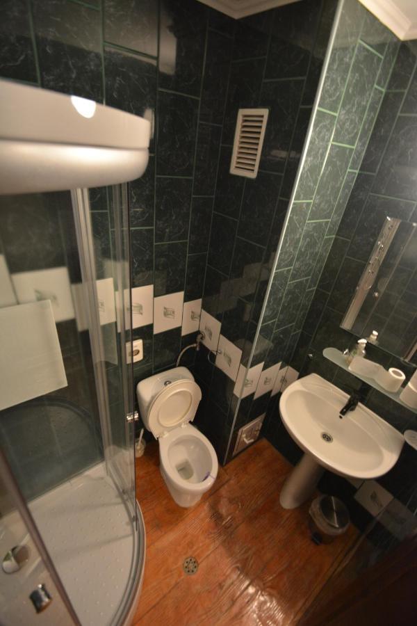 Gala - Guesthouse Oradea Luaran gambar