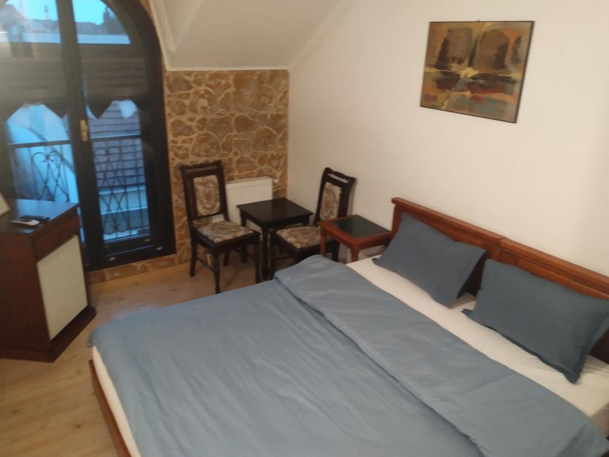 Gala - Guesthouse Oradea Bilik gambar
